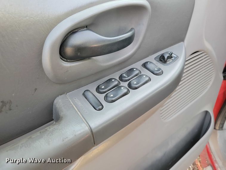 image for item NO9999 2001 Ford F150 Crew Cab pickup truck