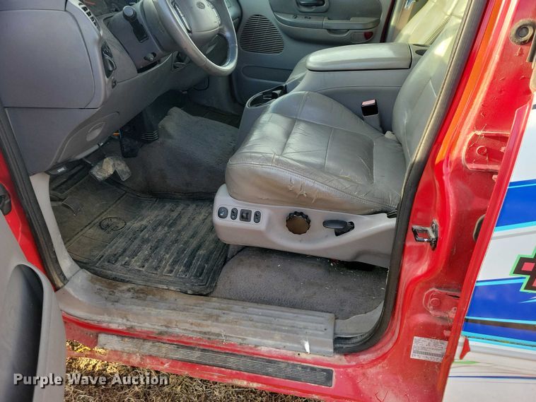 image for item NO9999 2001 Ford F150 Crew Cab pickup truck