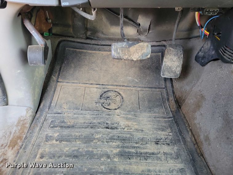 image for item NO9999 2001 Ford F150 Crew Cab pickup truck