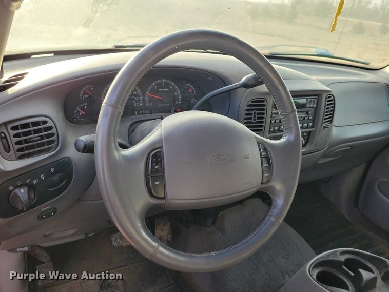 image for item NO9999 2001 Ford F150 Crew Cab pickup truck