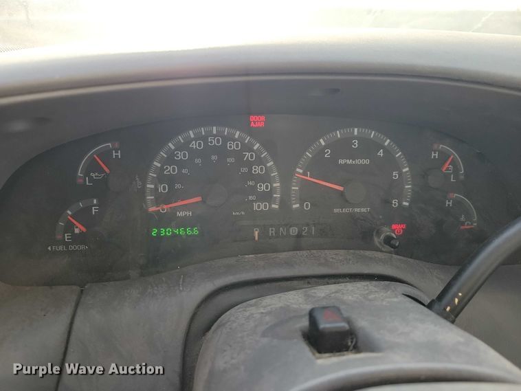 image for item NO9999 2001 Ford F150 Crew Cab pickup truck