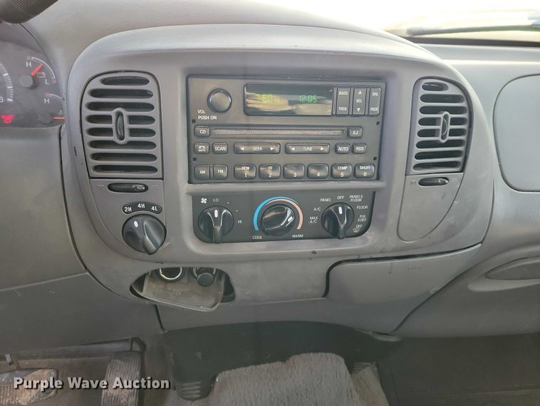 image for item NO9999 2001 Ford F150 Crew Cab pickup truck