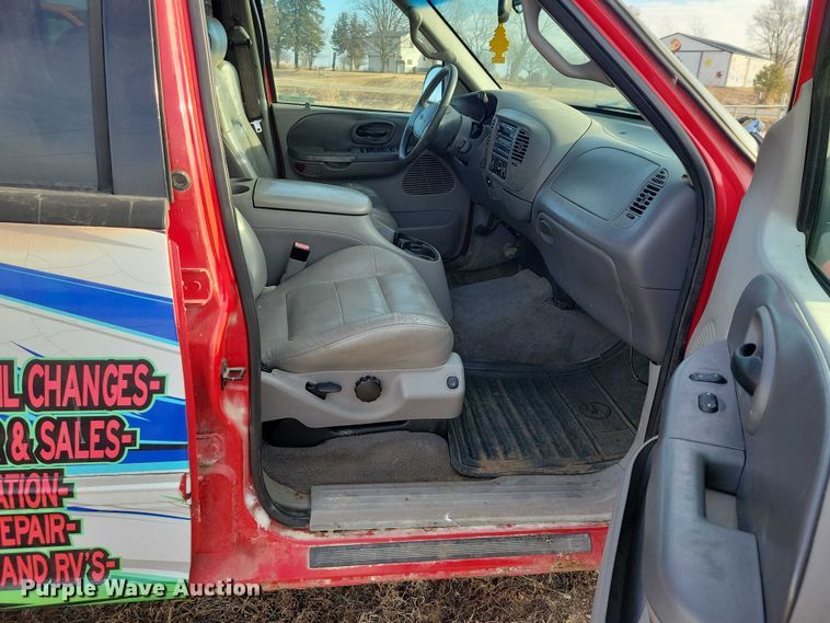 image for item NO9999 2001 Ford F150 Crew Cab pickup truck