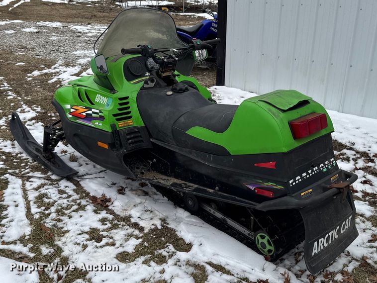 image for item OE9516 2001 Artic Cat Z440 snowmobile