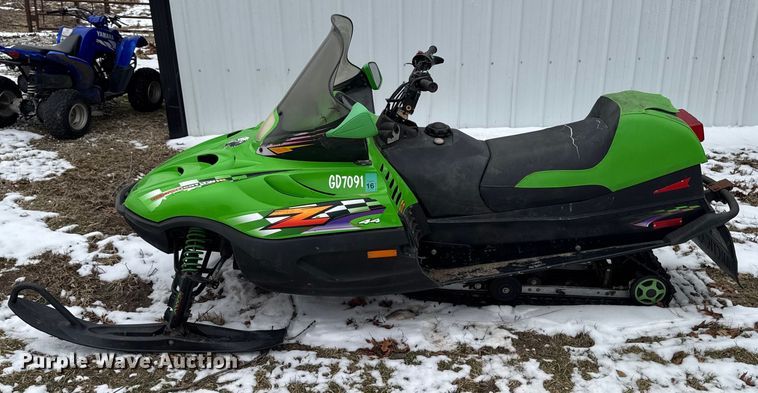 image for item OE9516 2001 Artic Cat Z440 snowmobile