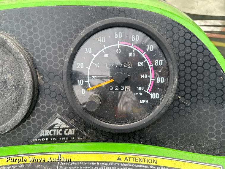 image for item OE9516 2001 Artic Cat Z440 snowmobile