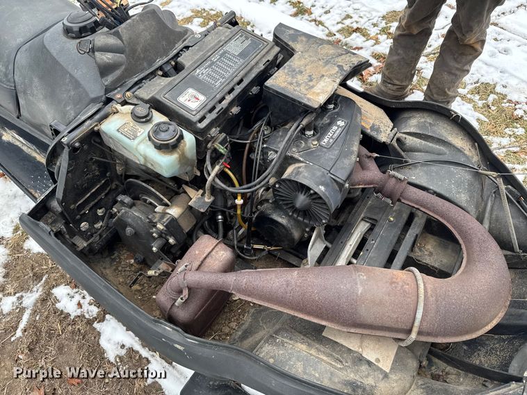 image for item OE9516 2001 Artic Cat Z440 snowmobile