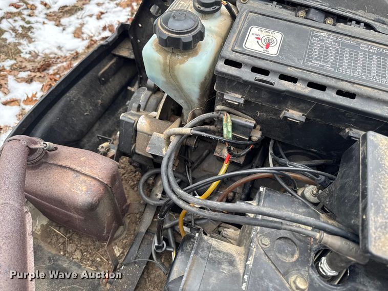 image for item OE9516 2001 Artic Cat Z440 snowmobile