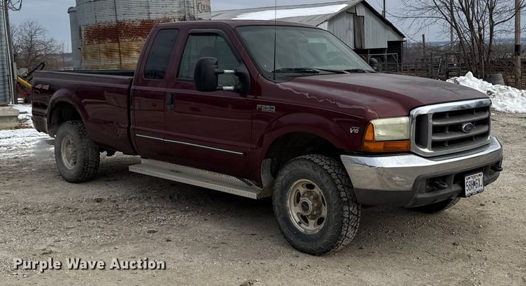 image for item OE9517 1999 Ford F250 Super Duty Ext. Cab pickup truck