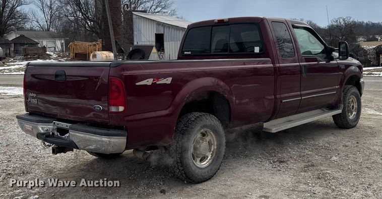 image for item OE9517 1999 Ford F250 Super Duty Ext. Cab pickup truck