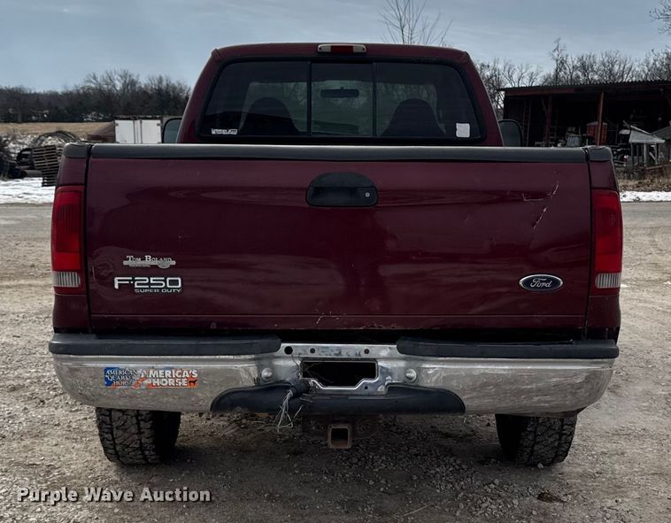 image for item OE9517 1999 Ford F250 Super Duty Ext. Cab pickup truck