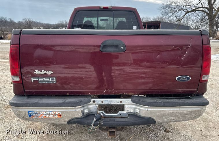 image for item OE9517 1999 Ford F250 Super Duty Ext. Cab pickup truck