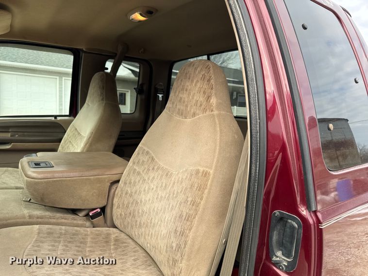 image for item OE9517 1999 Ford F250 Super Duty Ext. Cab pickup truck