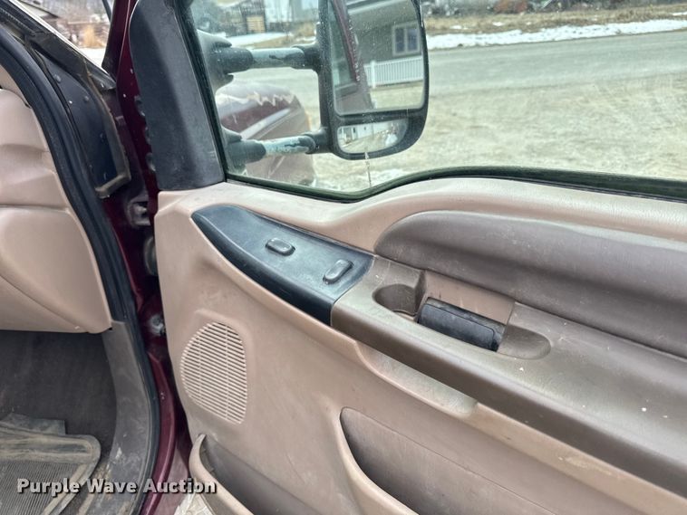 image for item OE9517 1999 Ford F250 Super Duty Ext. Cab pickup truck