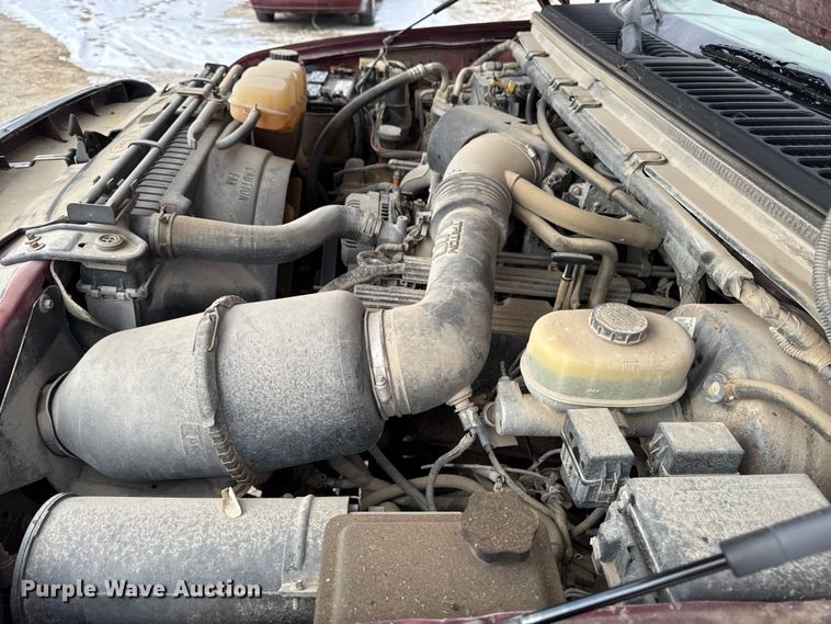 image for item OE9517 1999 Ford F250 Super Duty Ext. Cab pickup truck