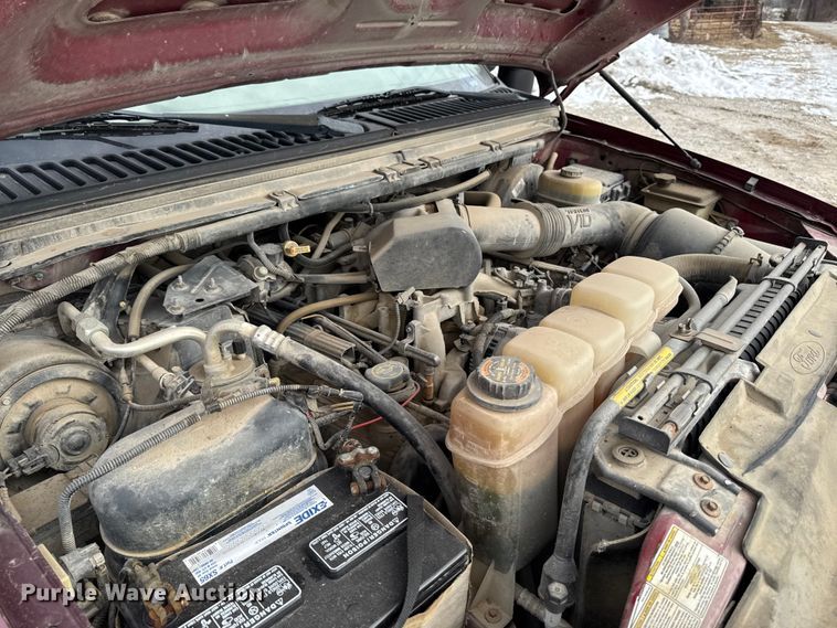 image for item OE9517 1999 Ford F250 Super Duty Ext. Cab pickup truck