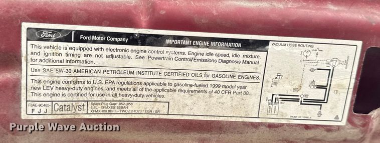 image for item OE9517 1999 Ford F250 Super Duty Ext. Cab pickup truck