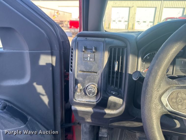 image for item OE9522 2015 GMC Sierra 1500 pickup truck