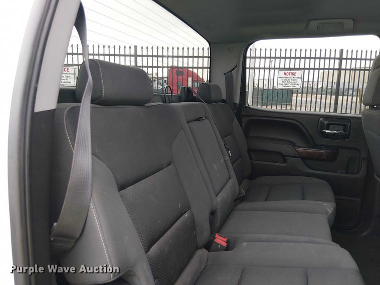 image for item YA1773 2017 GMC Sierra 1500 Crew Cab pickup truck