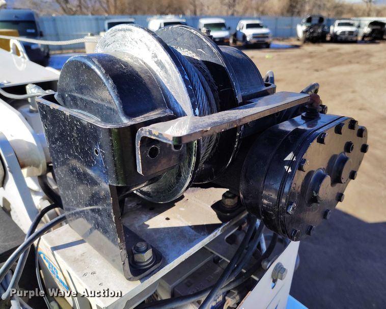 image for item YA1807 2019 Ford F350 Super Duty  utility bed pickup truck