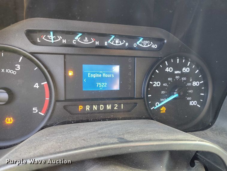 image for item YA1807 2019 Ford F350 Super Duty  utility bed pickup truck