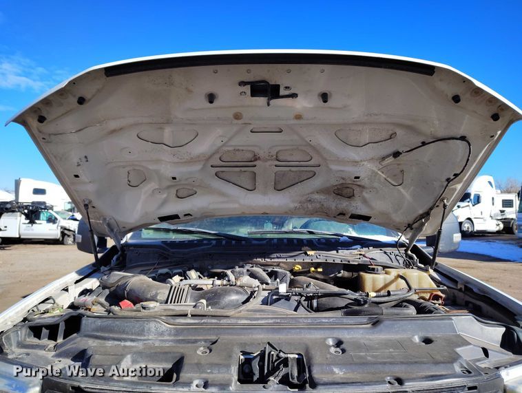 image for item YA1807 2019 Ford F350 Super Duty  utility bed pickup truck