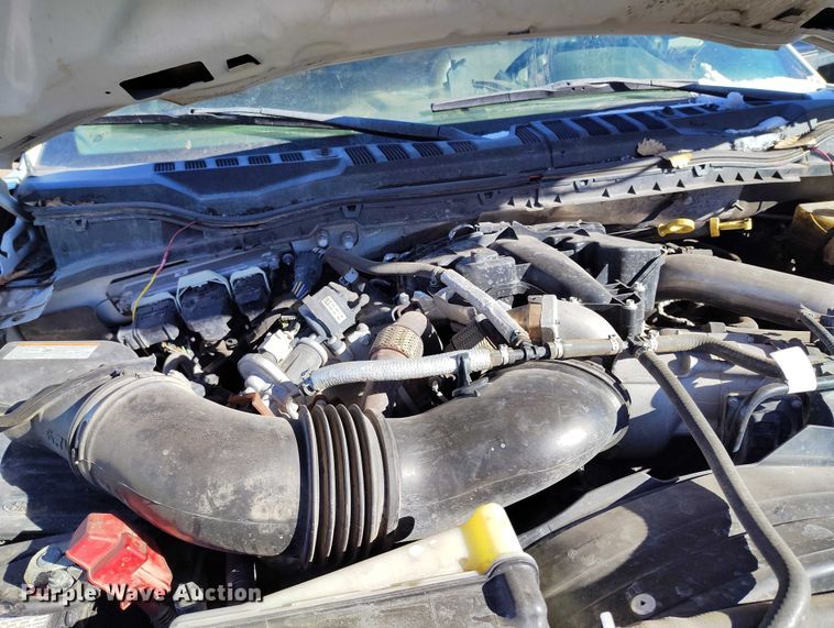 image for item YA1807 2019 Ford F350 Super Duty  utility bed pickup truck