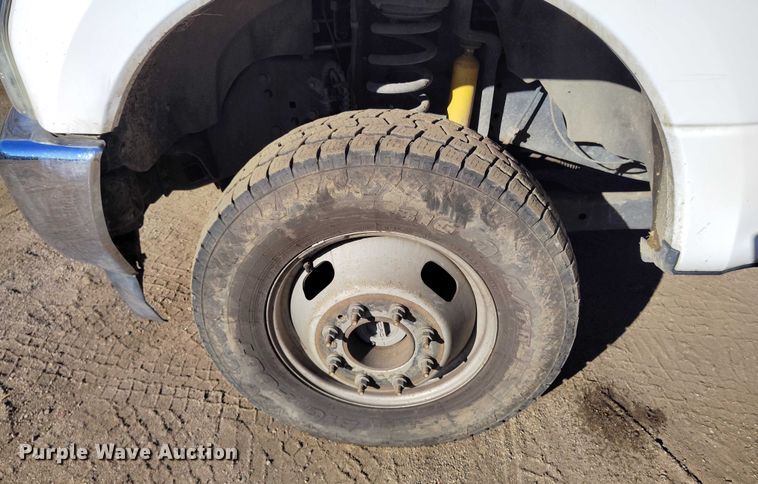 image for item YA1807 2019 Ford F350 Super Duty  utility bed pickup truck