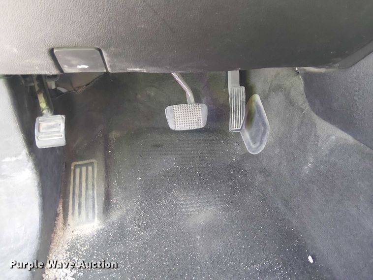 image for item YA2123 2017 Chevrolet Colorado Ext. Cab pickup truck