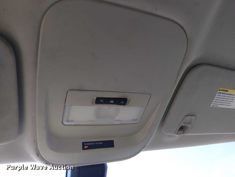 image for item YA2123 2017 Chevrolet Colorado Ext. Cab pickup truck