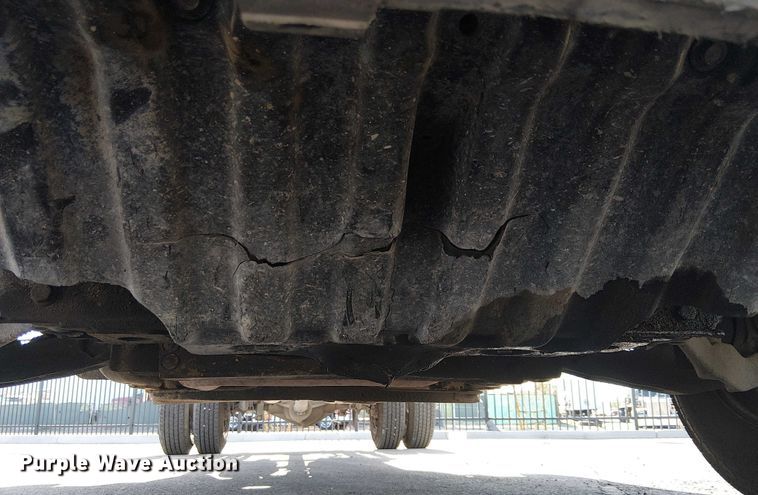 image for item YA2125 2007 Chevrolet Silverado 3500HD pickup truck cab and chassis