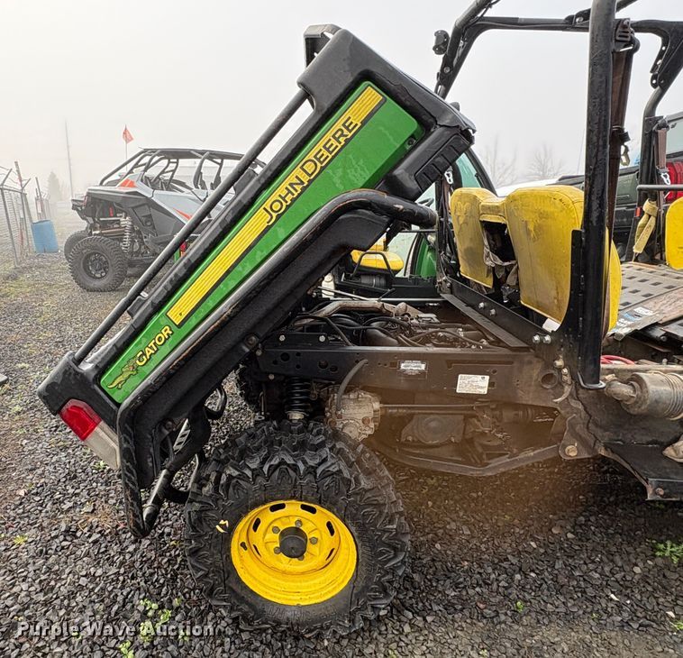 image for item YA2133 2017 John Deer Gator 855D S4 utility vehicle