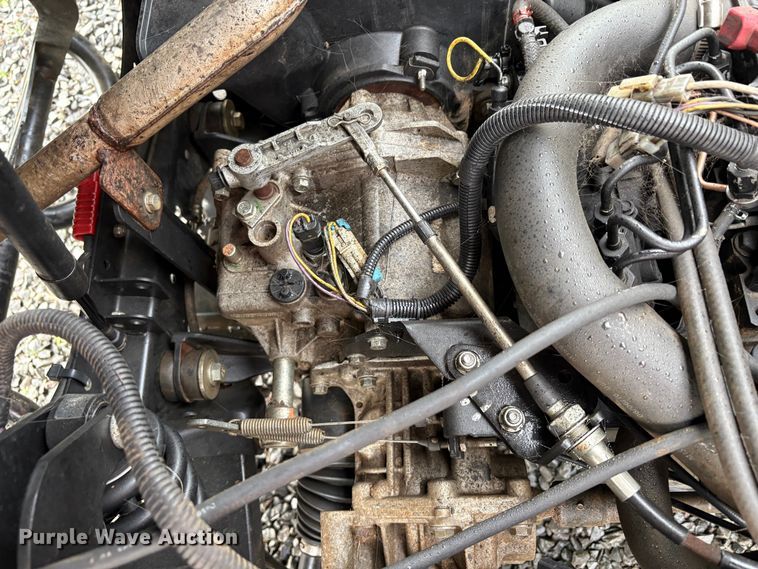 image for item YA2133 2017 John Deer Gator 855D S4 utility vehicle