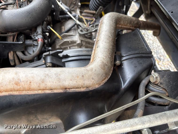 image for item YA2133 2017 John Deer Gator 855D S4 utility vehicle