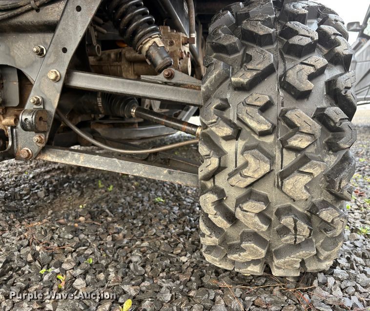 image for item YA2133 2017 John Deer Gator 855D S4 utility vehicle