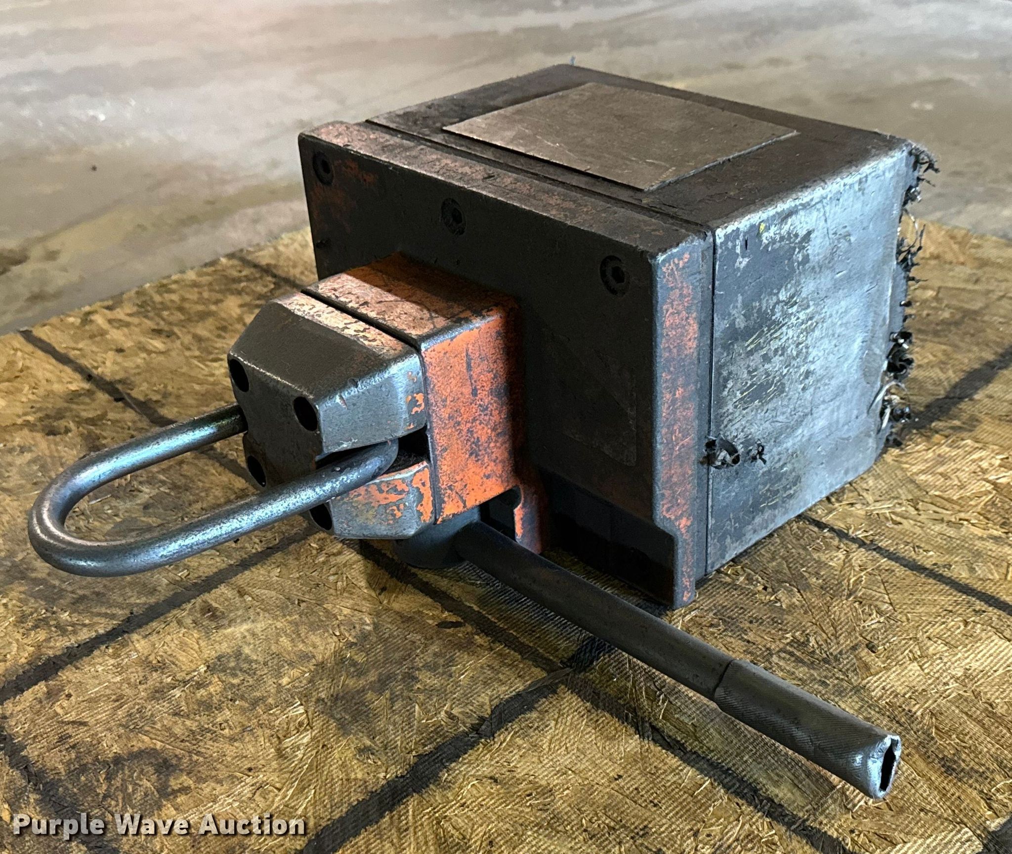 OS Walker CM-800 Totor lift magnet in Hutchinson, KS | Item ET4492 sold ...