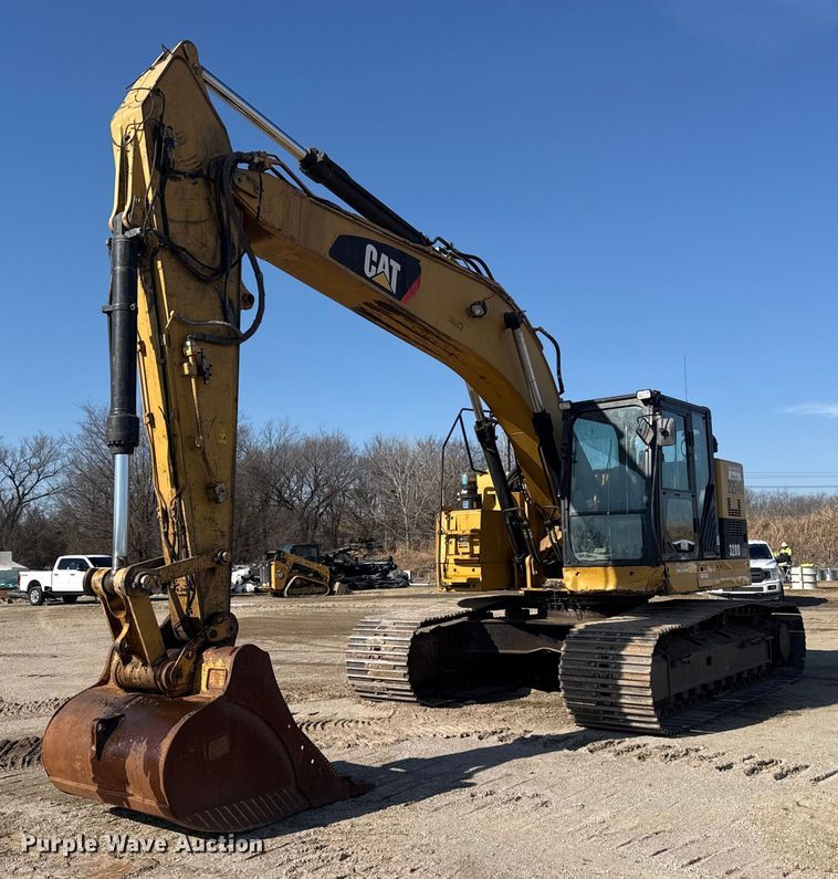 EXCAVADORA 2014 CATERPILLAR 328DLCR