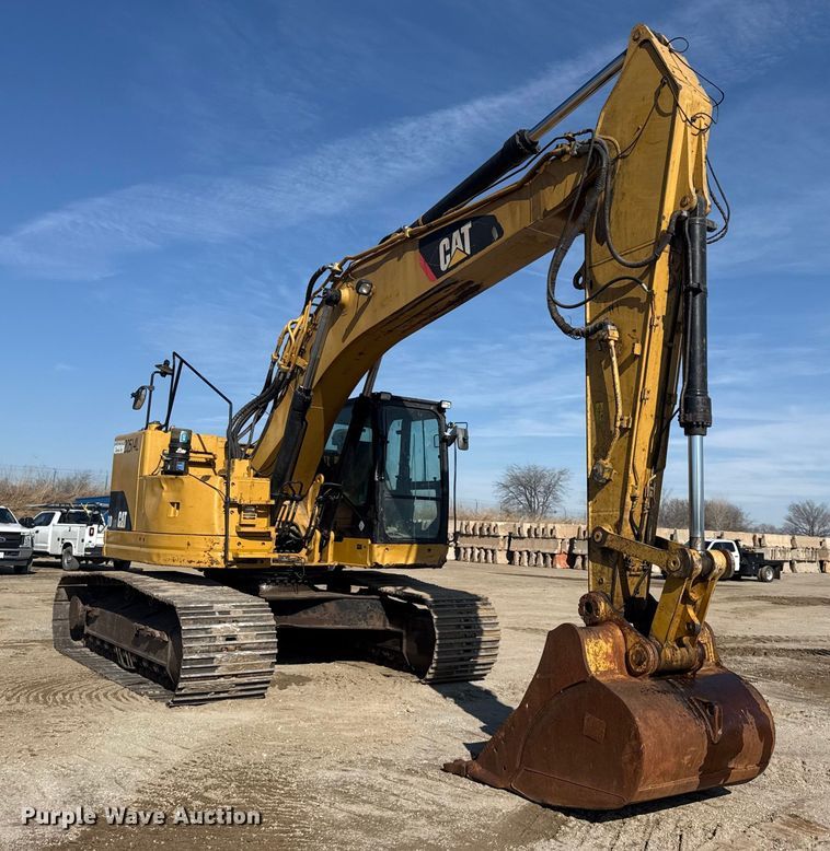 EXCAVADORA 2014 CATERPILLAR 328DLCR