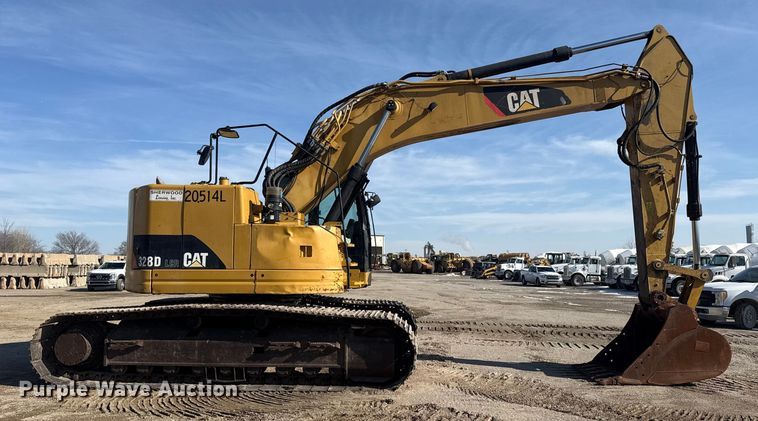 EXCAVADORA 2014 CATERPILLAR 328DLCR