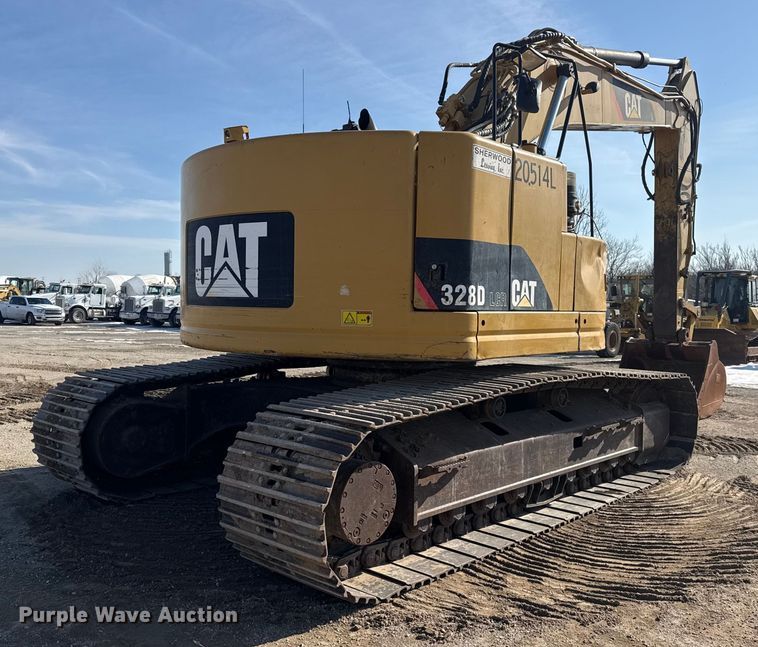 EXCAVADORA 2014 CATERPILLAR 328DLCR