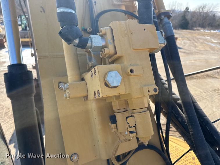 image for item DQ4233 2014 Caterpillar 328D LCR excavator