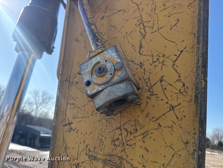 image for item DQ4233 2014 Caterpillar 328D LCR excavator