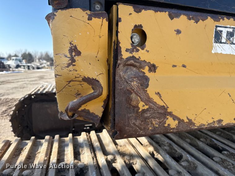 image for item DQ4233 2014 Caterpillar 328D LCR excavator