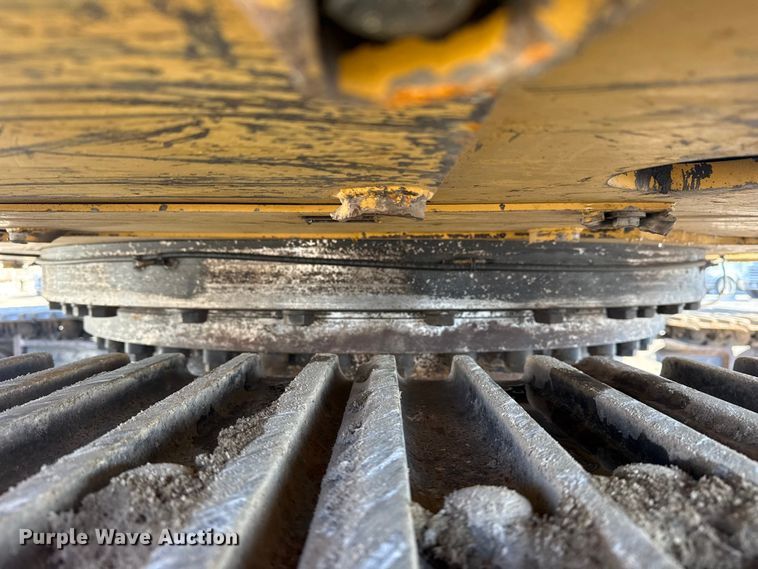 image for item DQ4233 2014 Caterpillar 328D LCR excavator