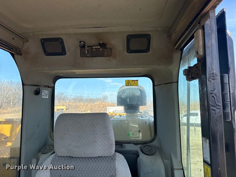 image for item DQ4233 2014 Caterpillar 328D LCR excavator