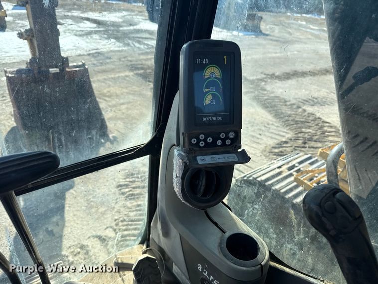 image for item DQ4233 2014 Caterpillar 328D LCR excavator