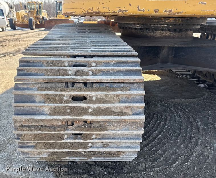 image for item DQ4233 2014 Caterpillar 328D LCR excavator