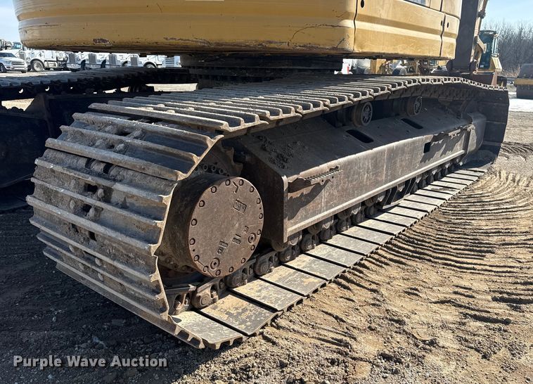 image for item DQ4233 2014 Caterpillar 328D LCR excavator