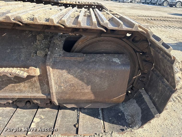 image for item DQ4233 2014 Caterpillar 328D LCR excavator