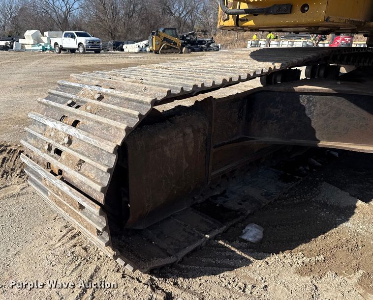 image for item DQ4233 2014 Caterpillar 328D LCR excavator